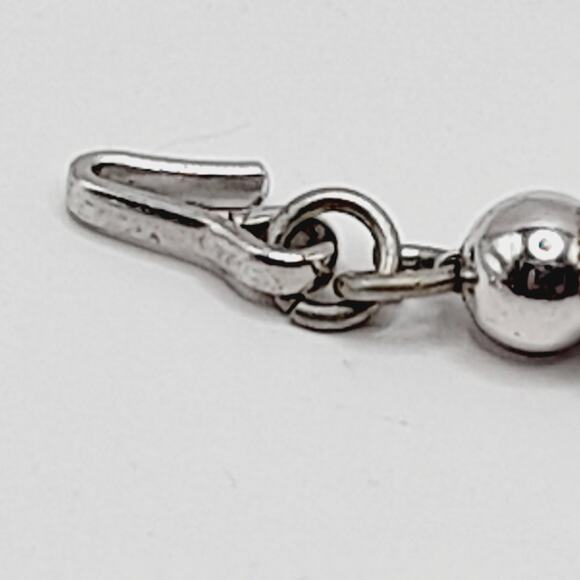 Vintage MONET Silver Tone Beaded Necklace 17 Inch Tubular Beads Signed - Picture 7 of 10